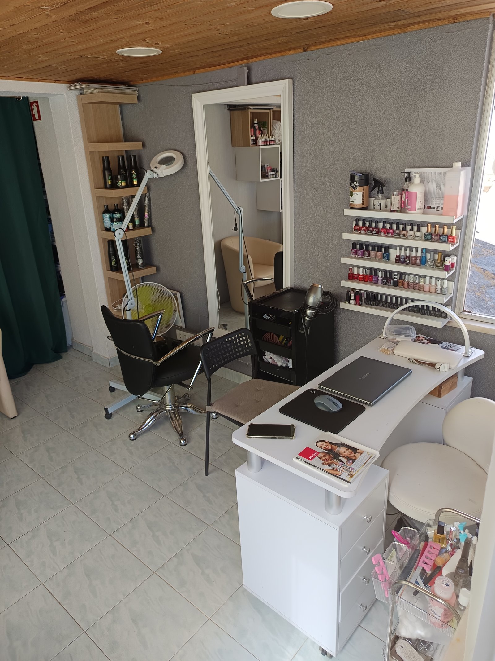 Interior do Studio Calvene